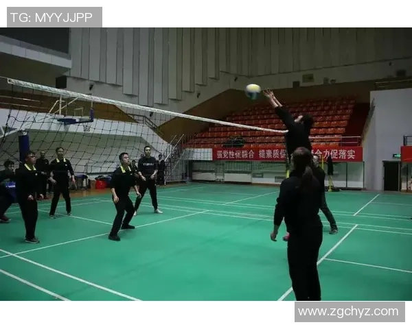 香港足球明星队足球宝贝魅力四射展现青春活力与运动激情